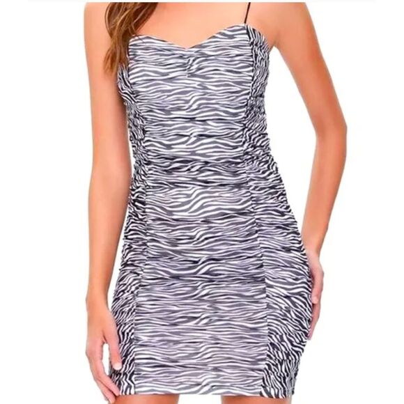 Forever 21 Zebra Bodycon Mini Dress Size Small NWT - Picture 1 of 5